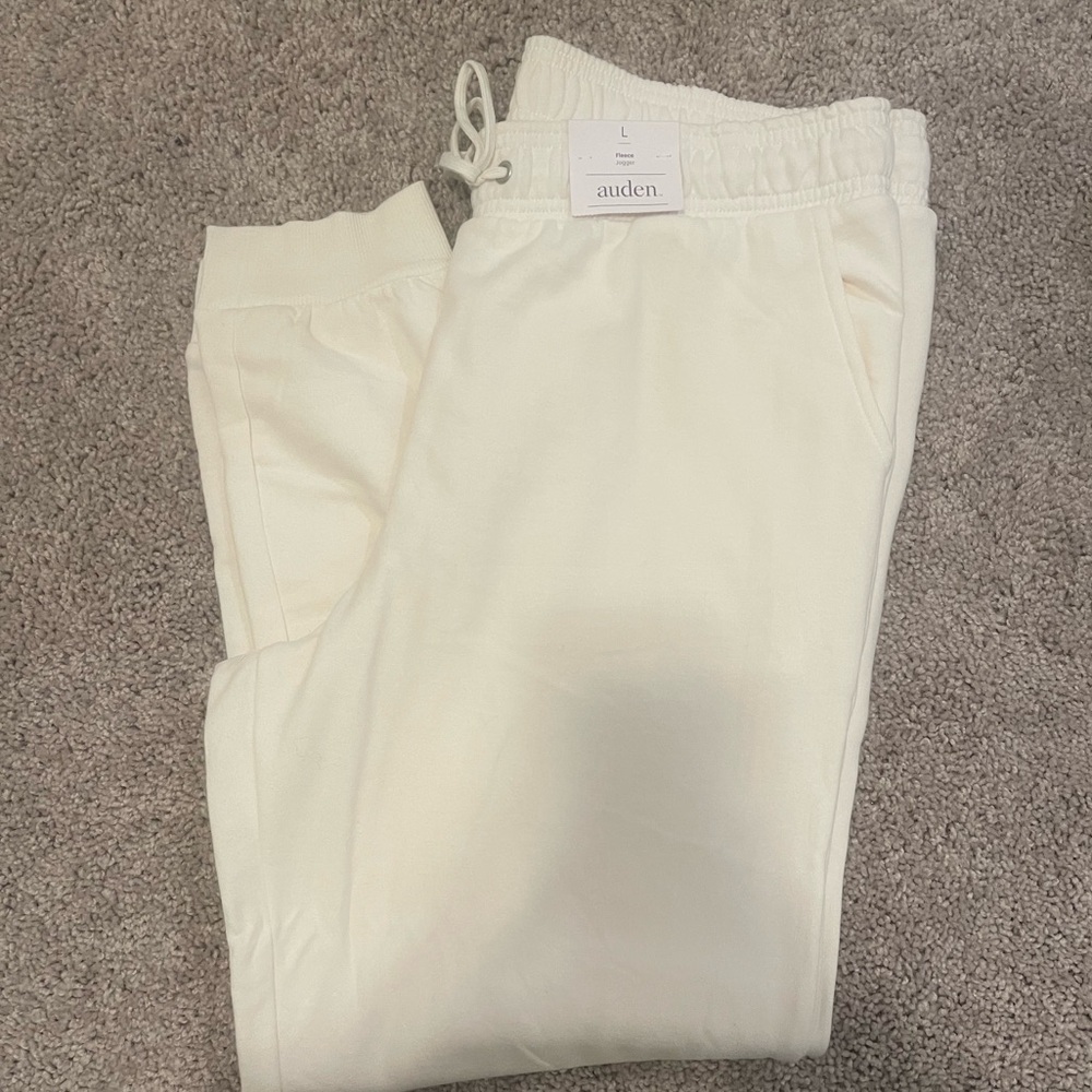 Auden Off-White Joggers